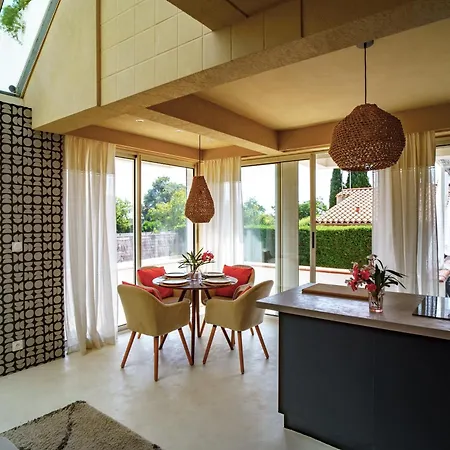 Appartement Le Duplex De La Morane - Piscine Privee